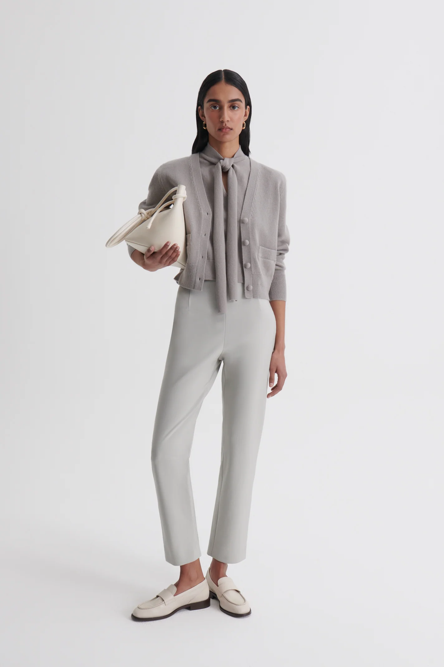 CASHMERE V NECK CARDIGAN - Image 4