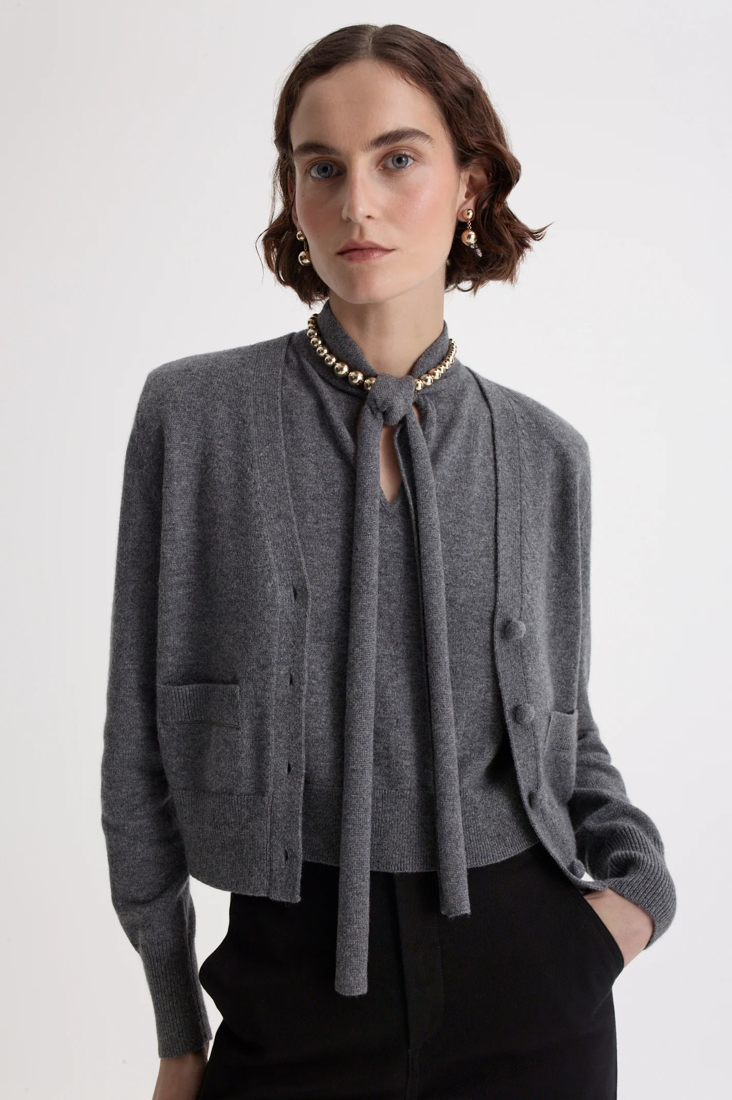 CASHMERE V NECK CARDIGAN - Image 3