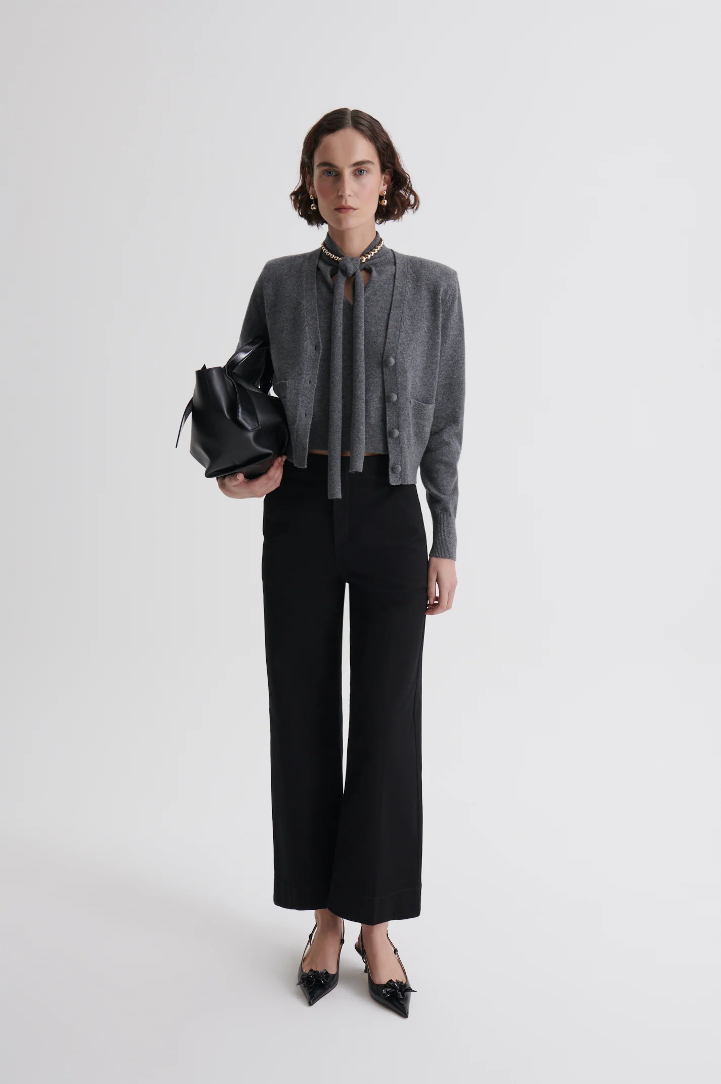 CASHMERE V NECK CARDIGAN - Image 4