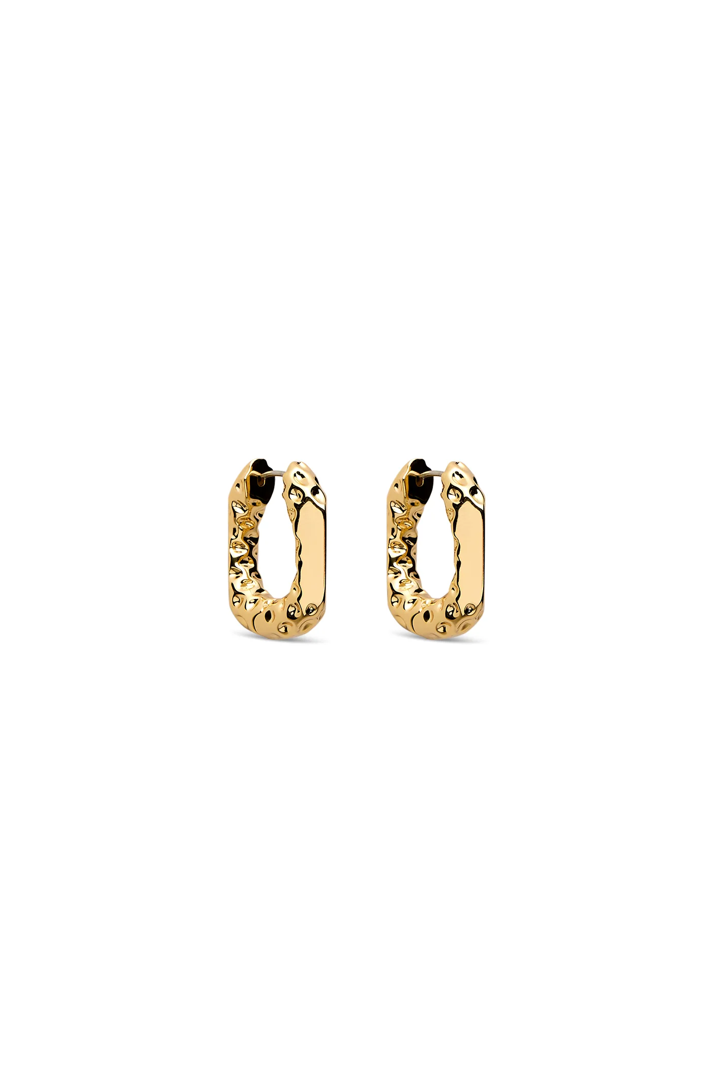 CHISEL HUGGIE HOOP EARRINGS