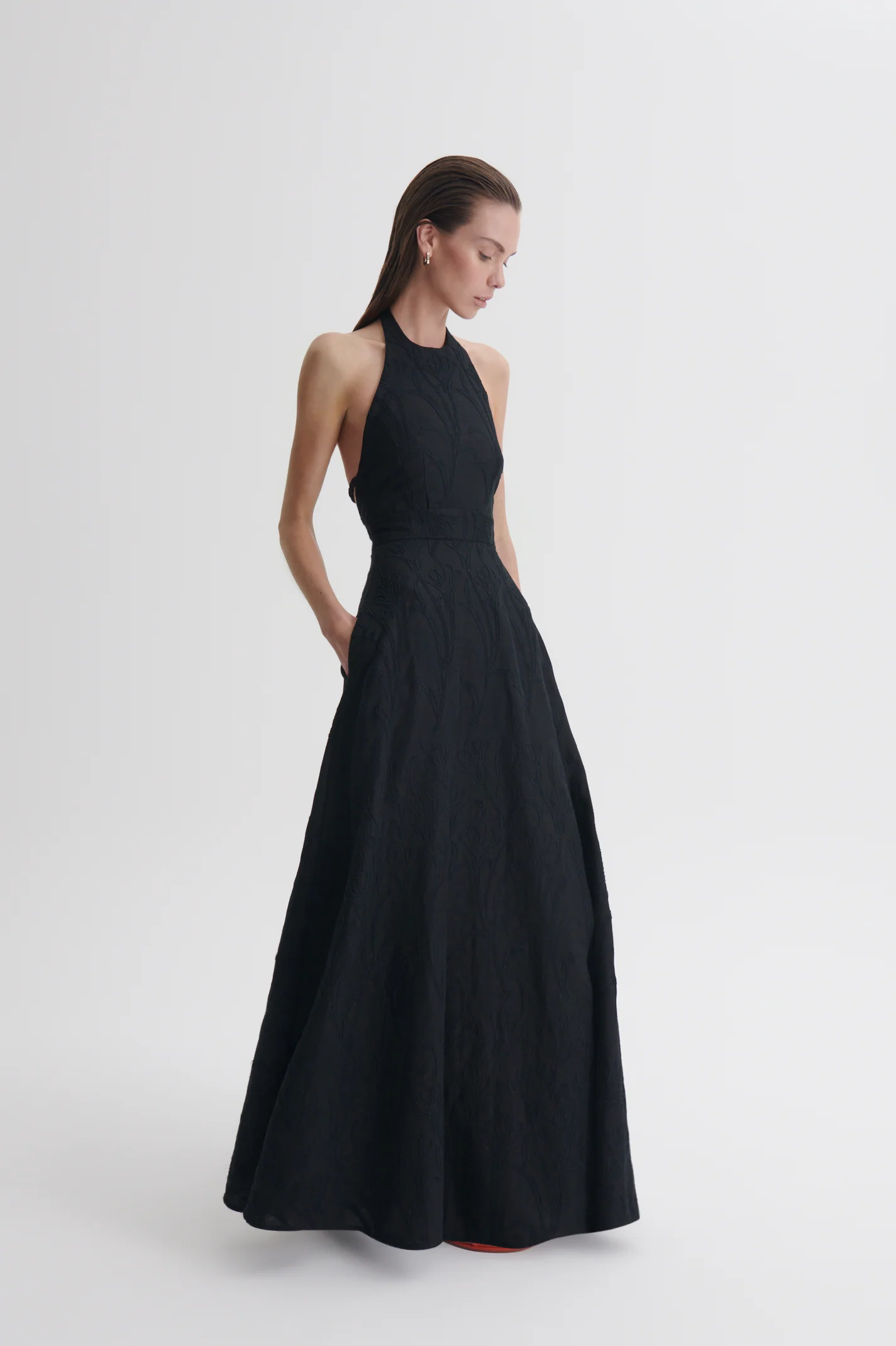 CORNELLI HALTER DRESS - Image 4