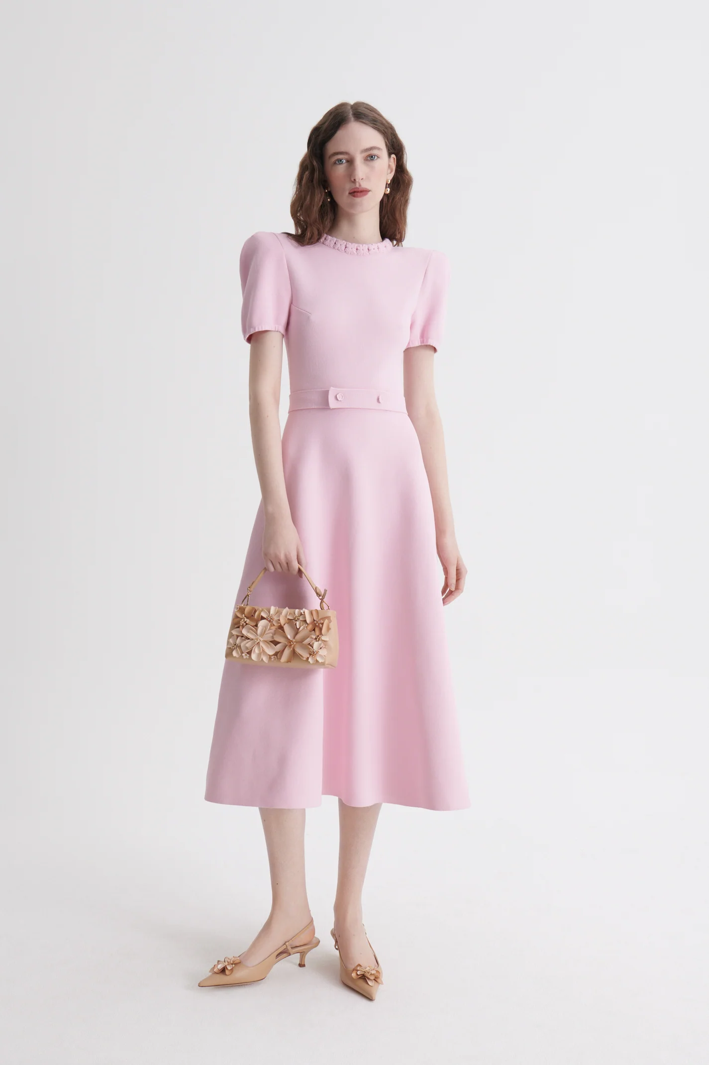 CREPE KNIT GATHER SLEEVE DRESS - Image 4