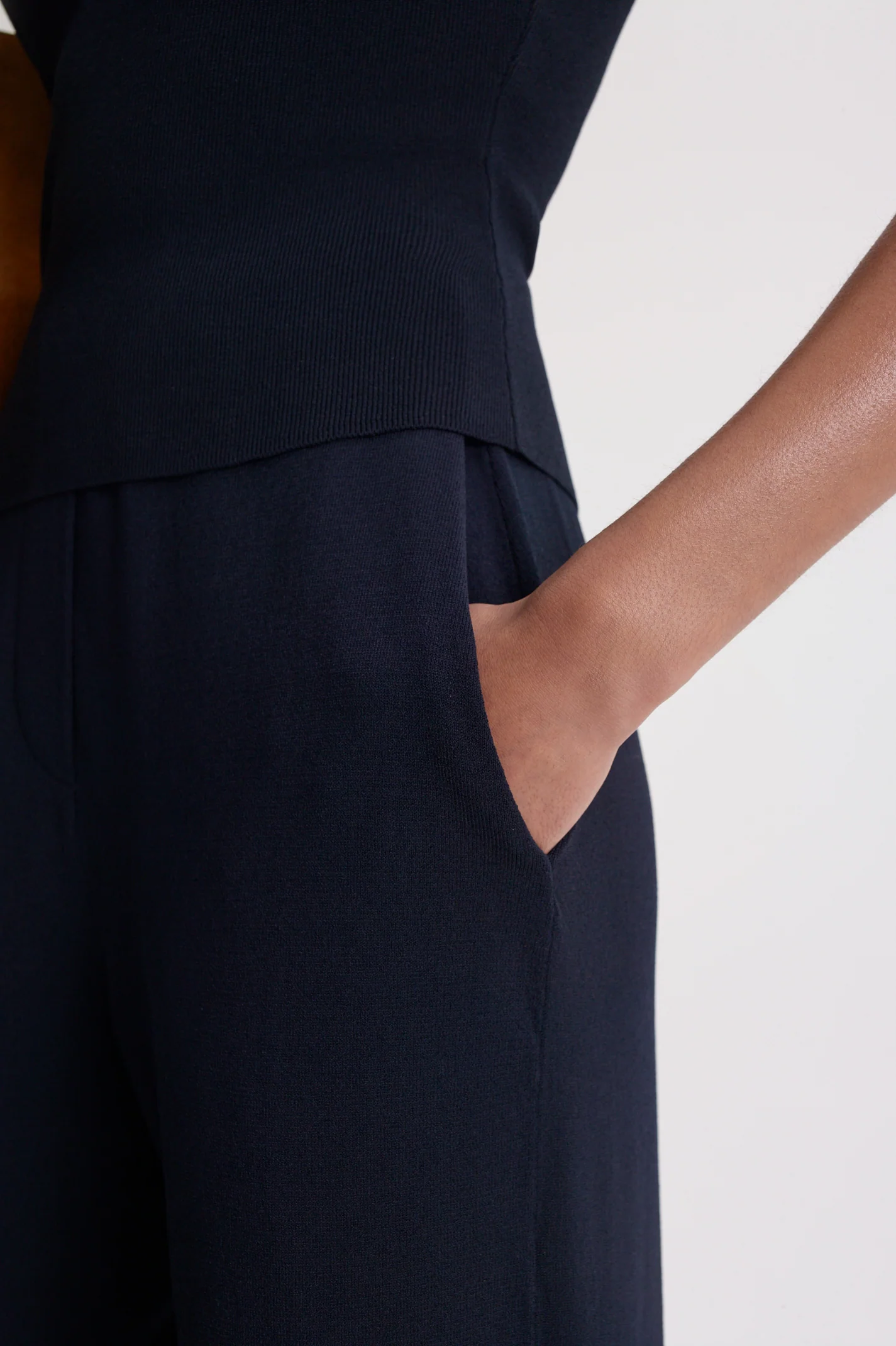CREPE KNIT SOFT TROUSER - Image 7
