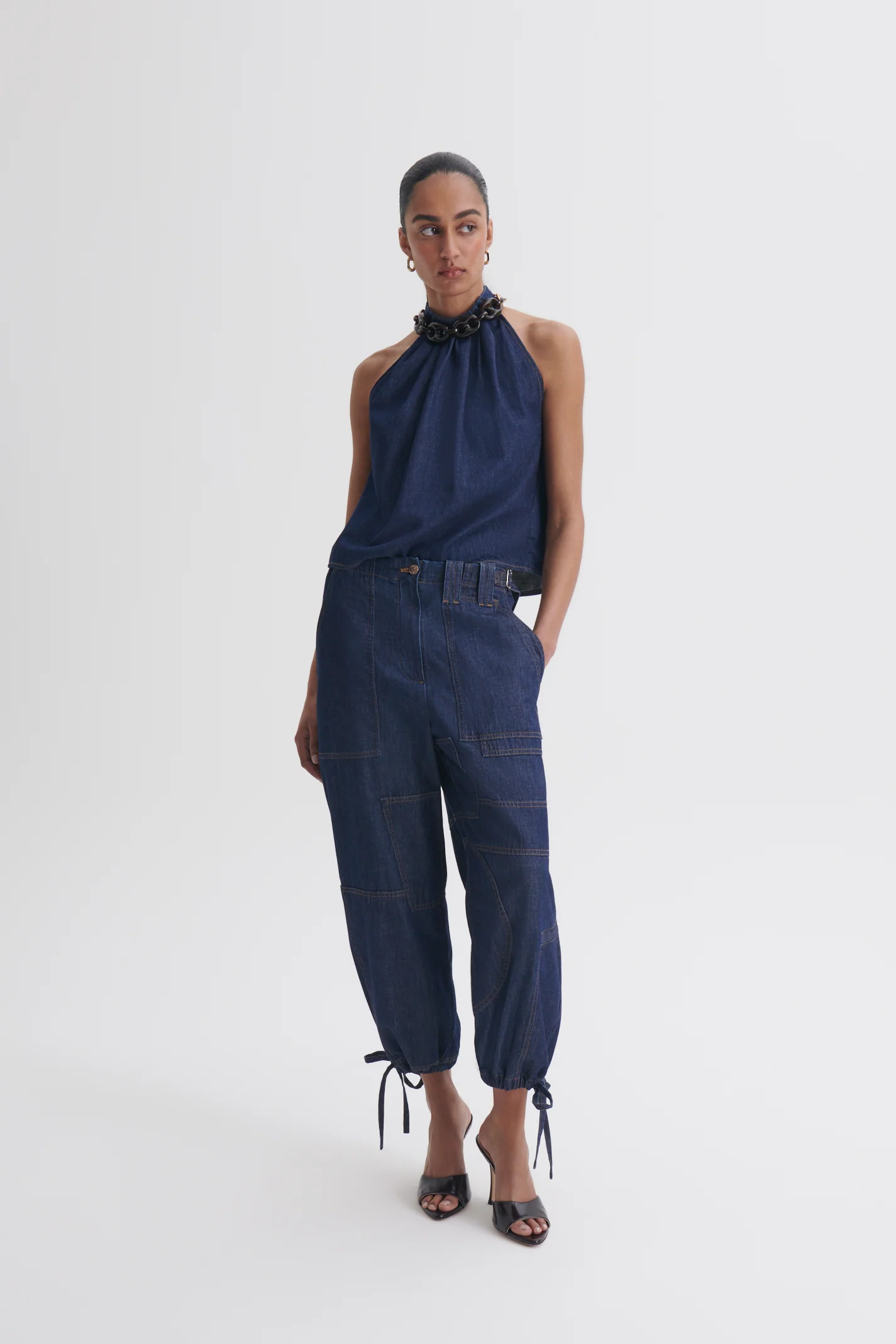 DENIM CROPPED CARGO JEAN - Image 3