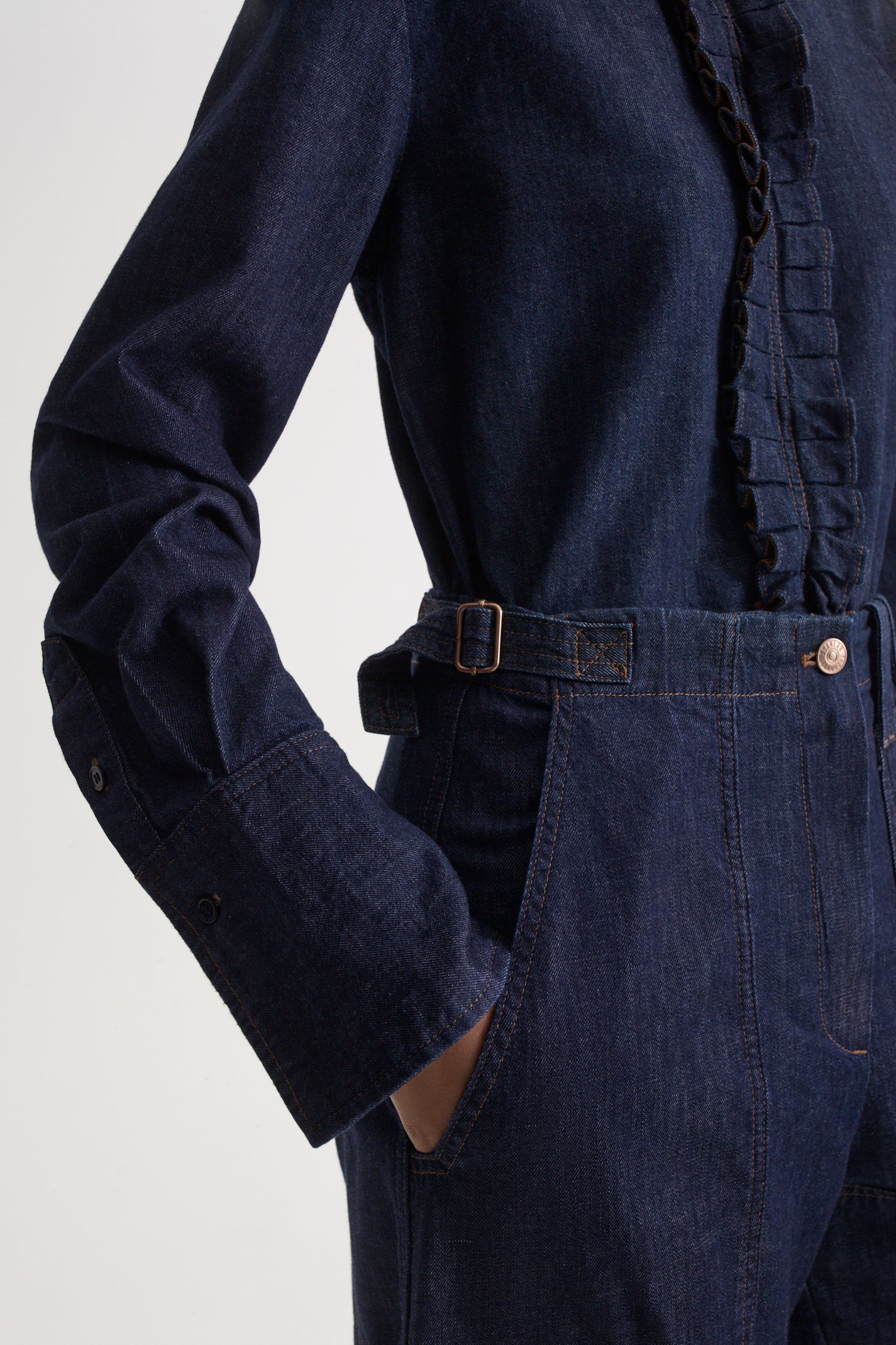 DENIM CROPPED CARGO JEAN - Image 7