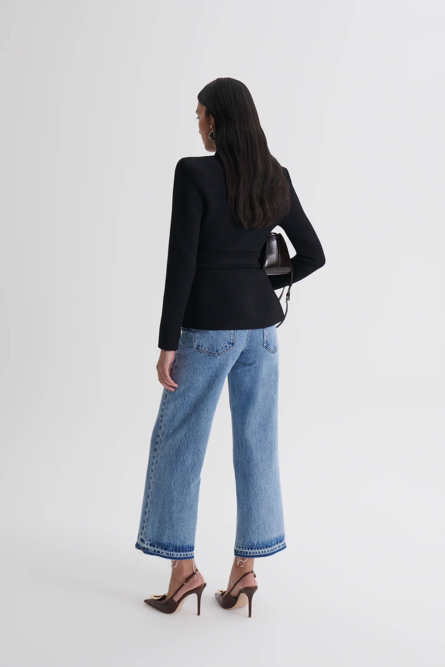 DENIM CROPPED FRAYED HEM JEAN - Image 5