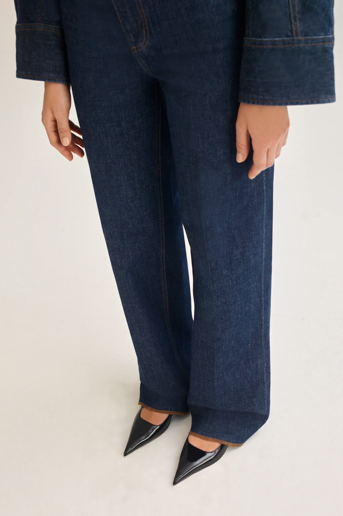 DENIM FIVE POCKET JEAN - Image 6