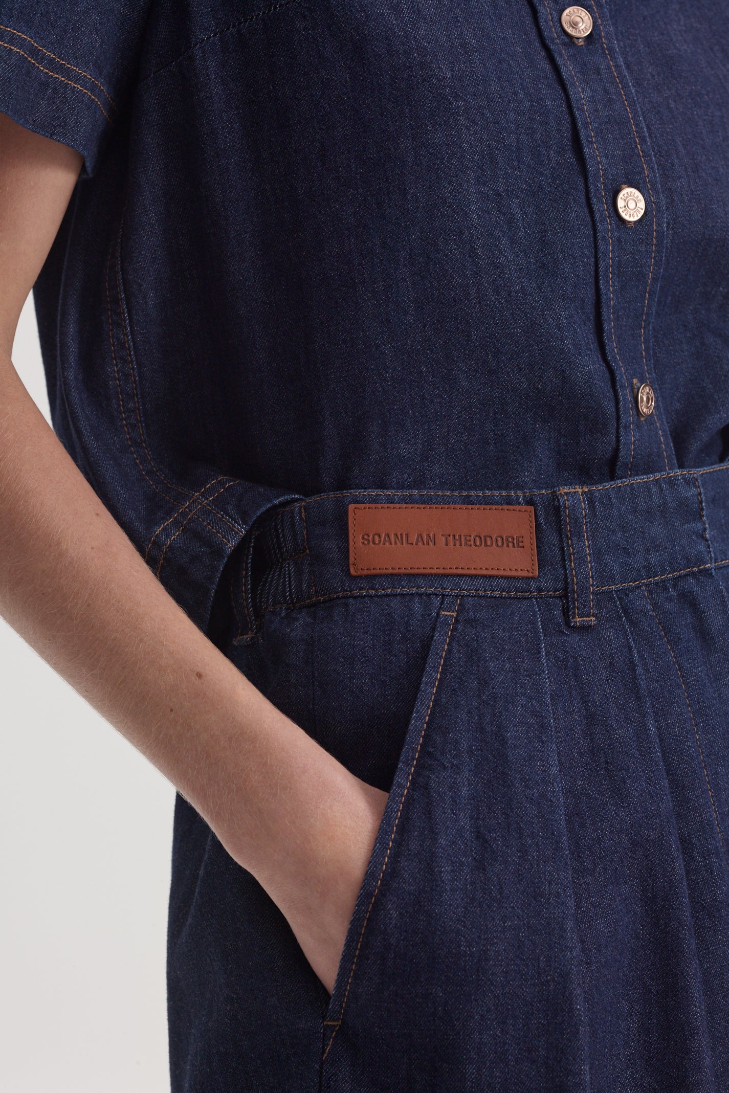 DENIM PLEAT SHORT - Image 7