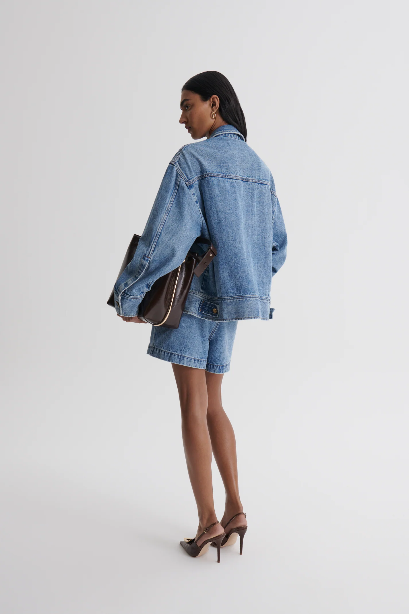 DENIM SOFT WAIST SHORT - Image 5