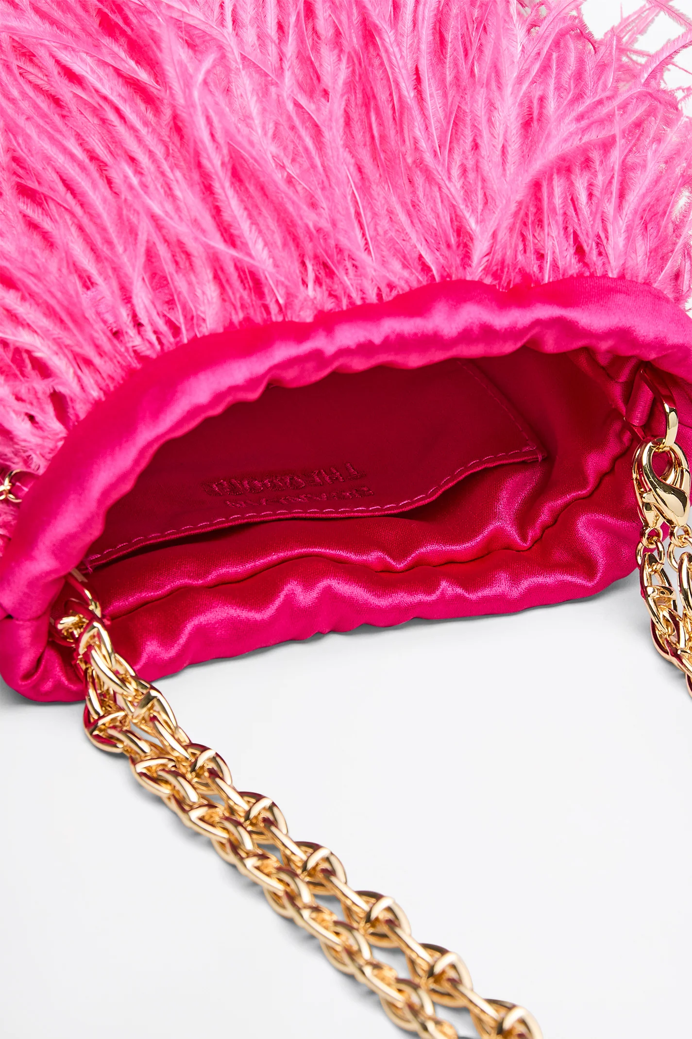 FEATHER BUCKET BAG - Image 6