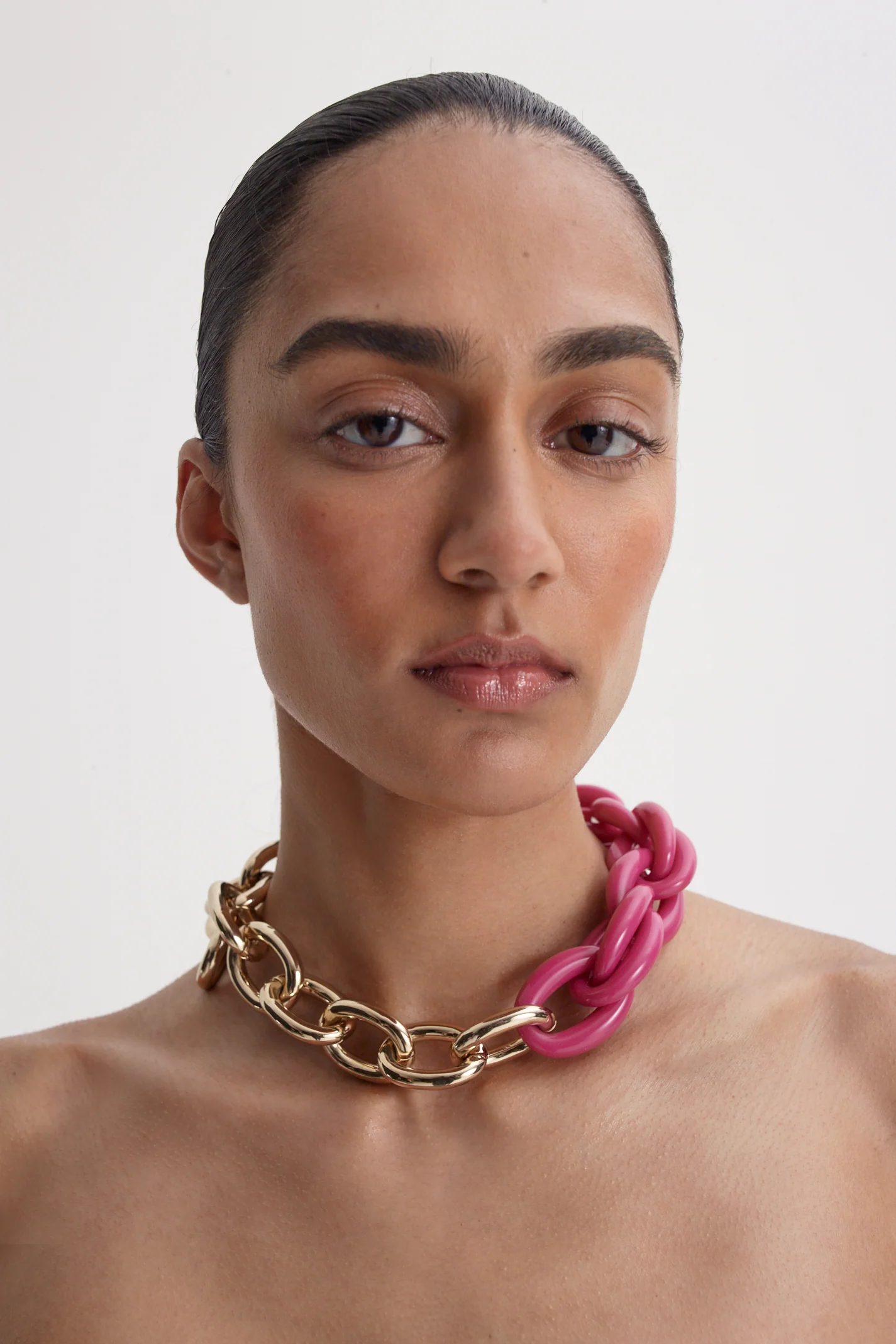 ITALIAN RESIN AND GOLD CHOKER - Image 3