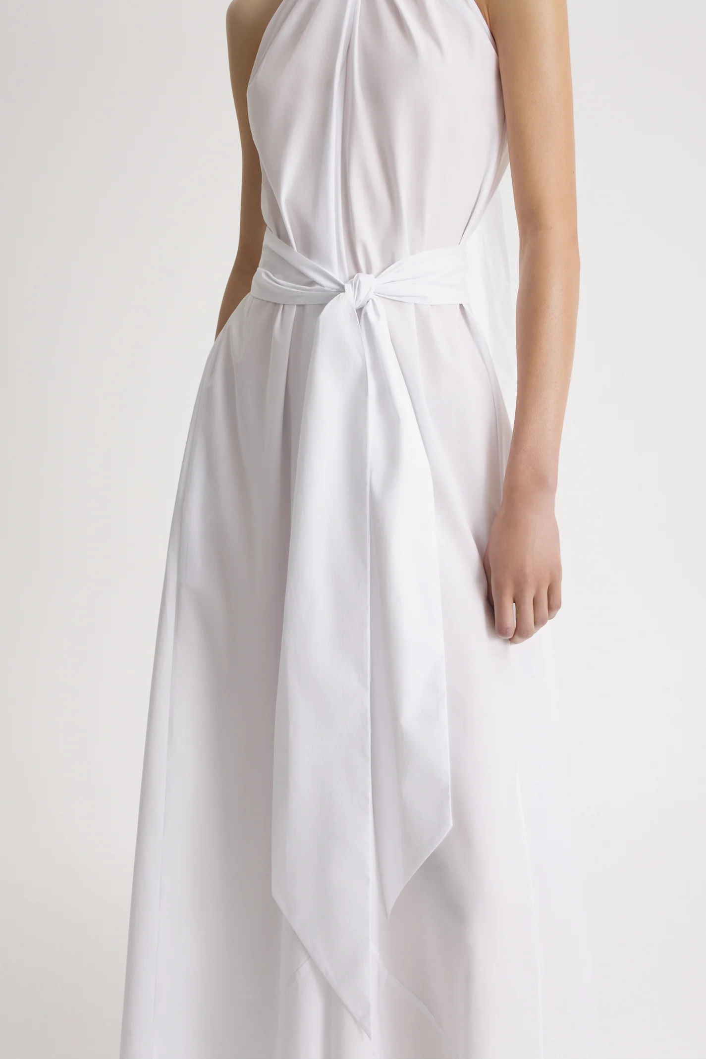 PARACHUTE TURBAN TIE DRESS - Image 9