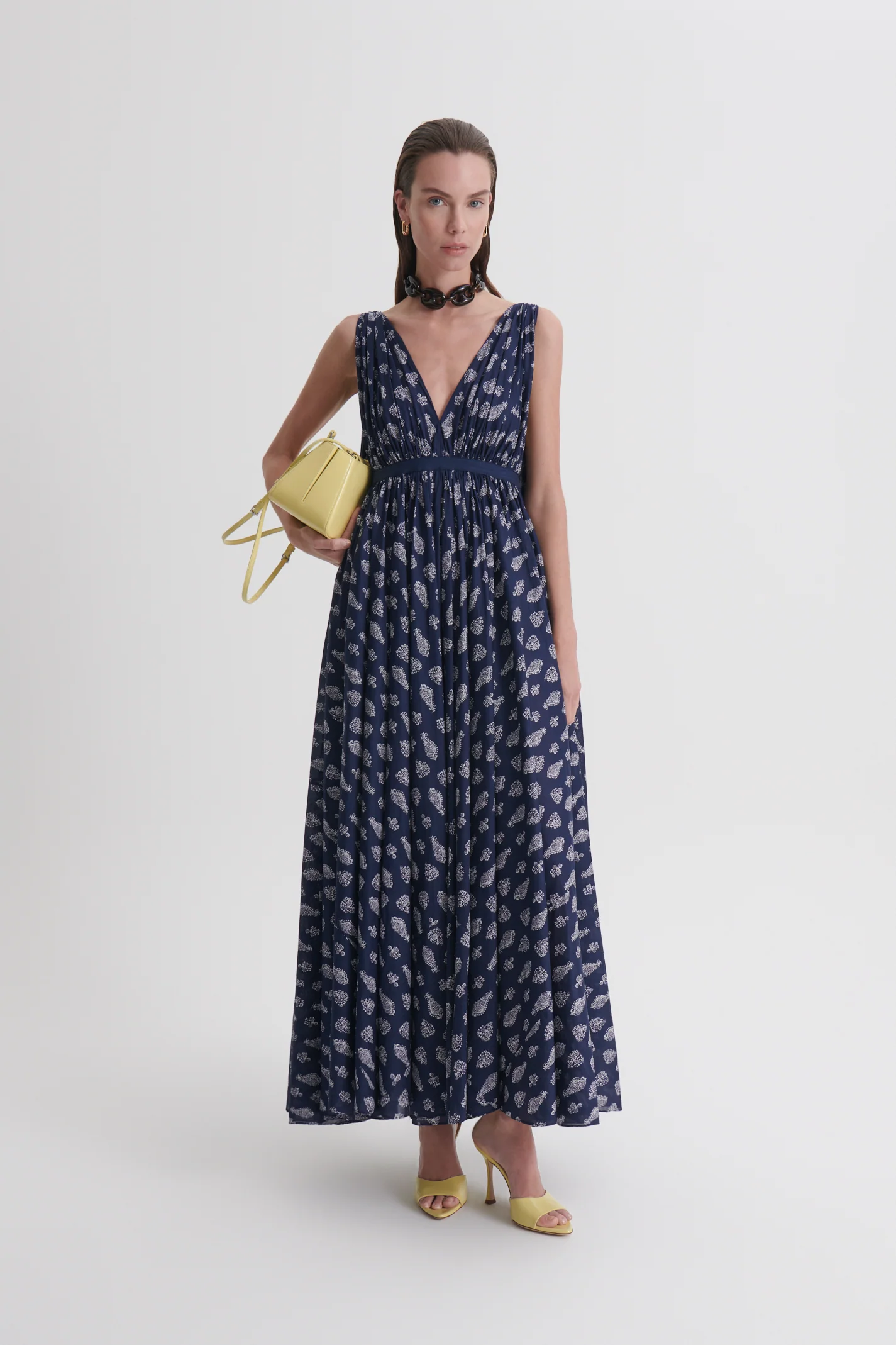 POLISHED VOILE PAISLEY GOWN - Image 3