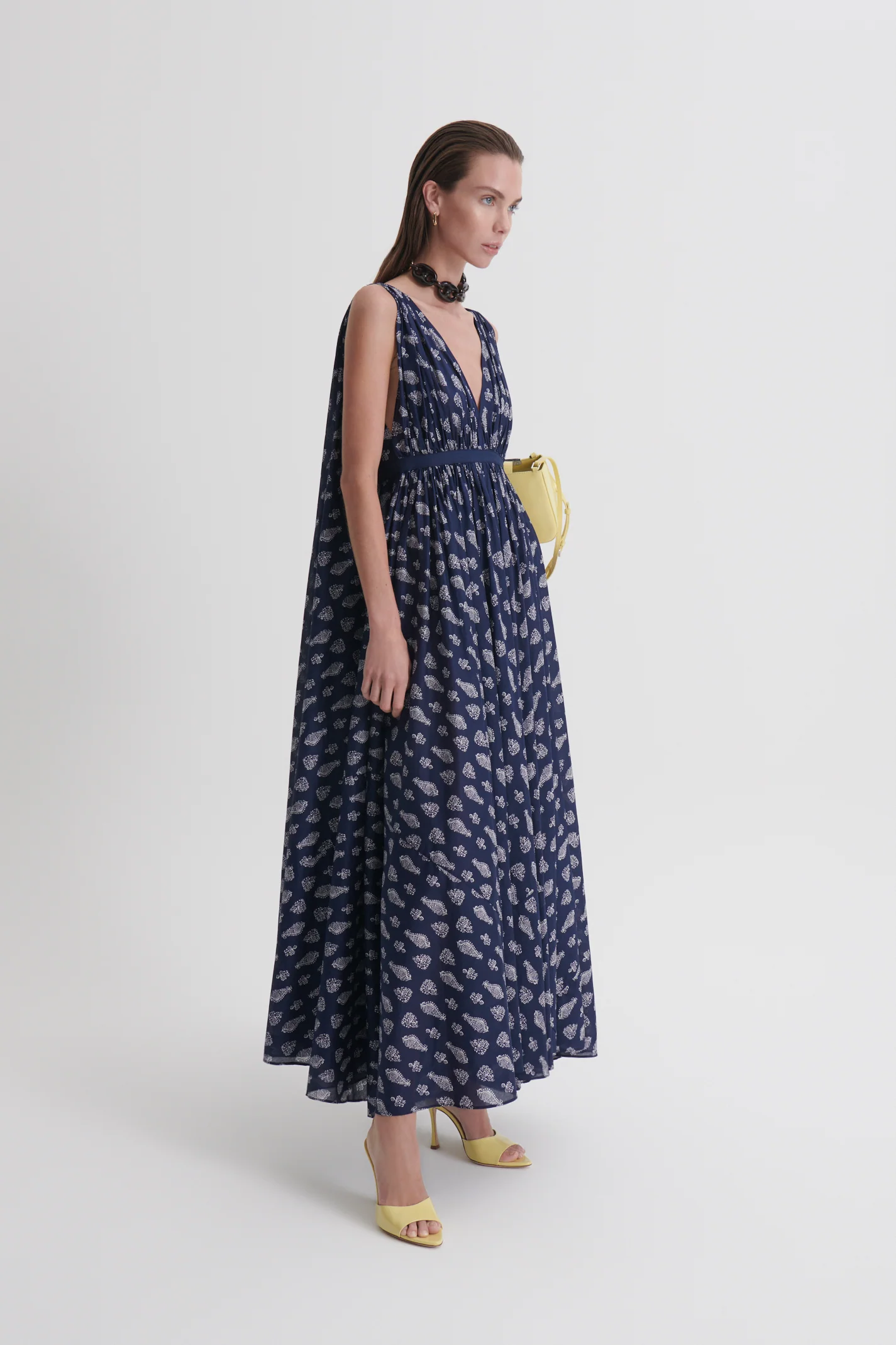 POLISHED VOILE PAISLEY GOWN - Image 4