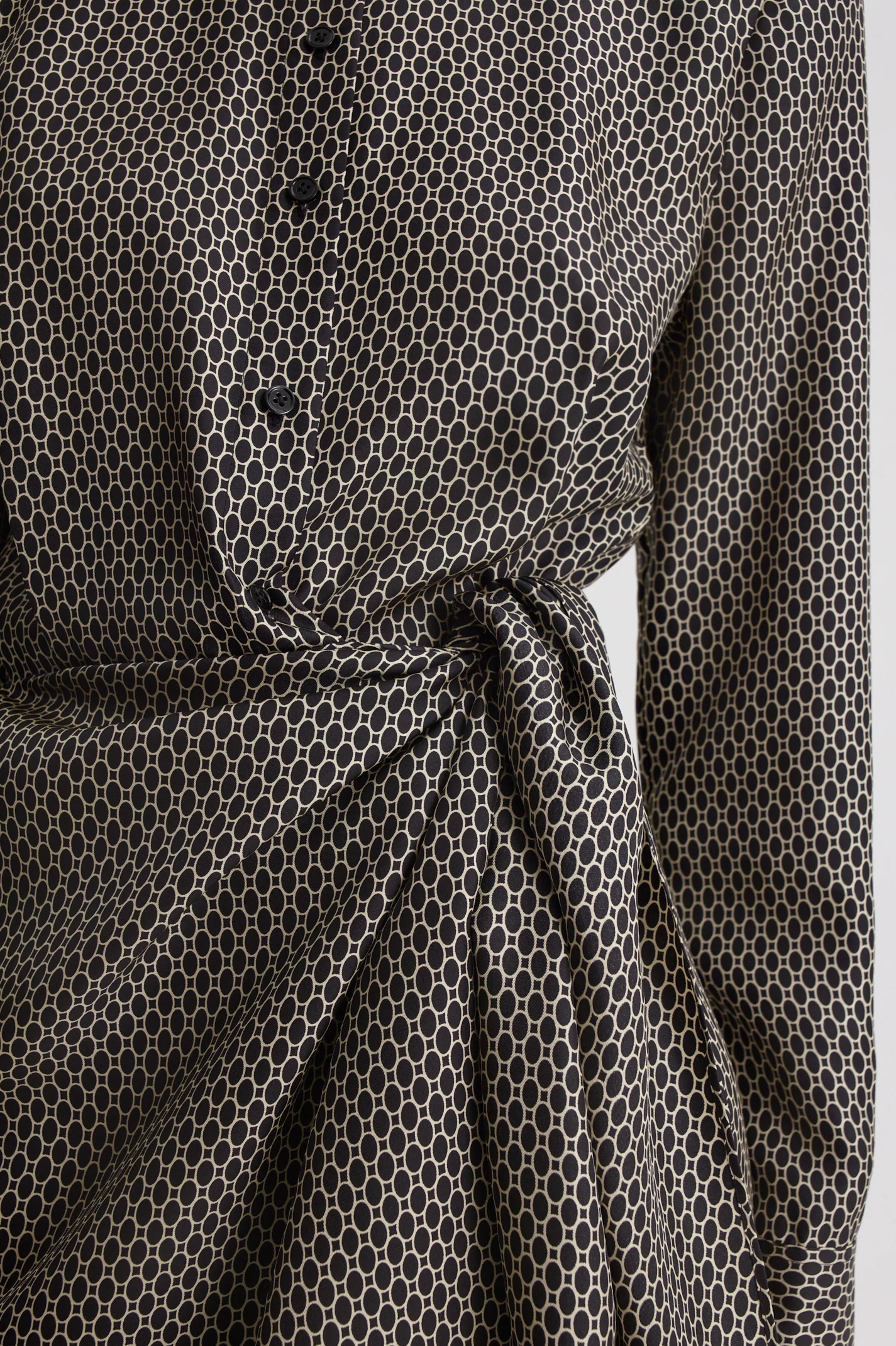 SILK CHAIN PRINT WRAP DRESS - Image 8