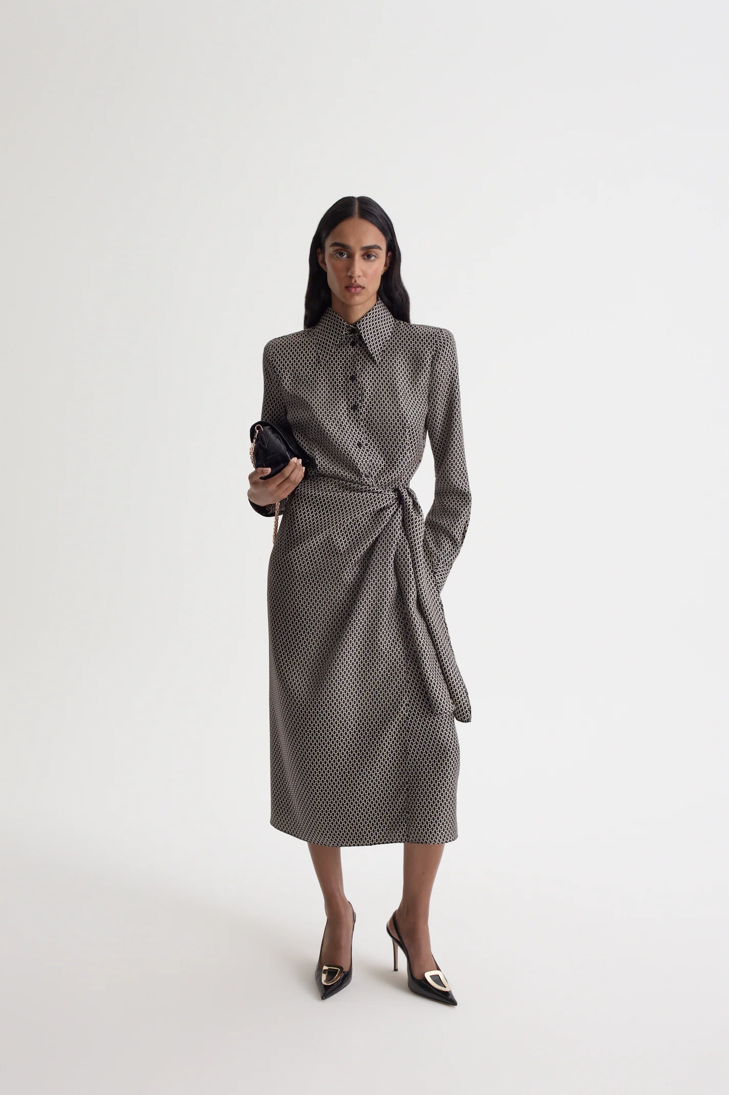 SILK CHAIN PRINT WRAP DRESS - Image 9
