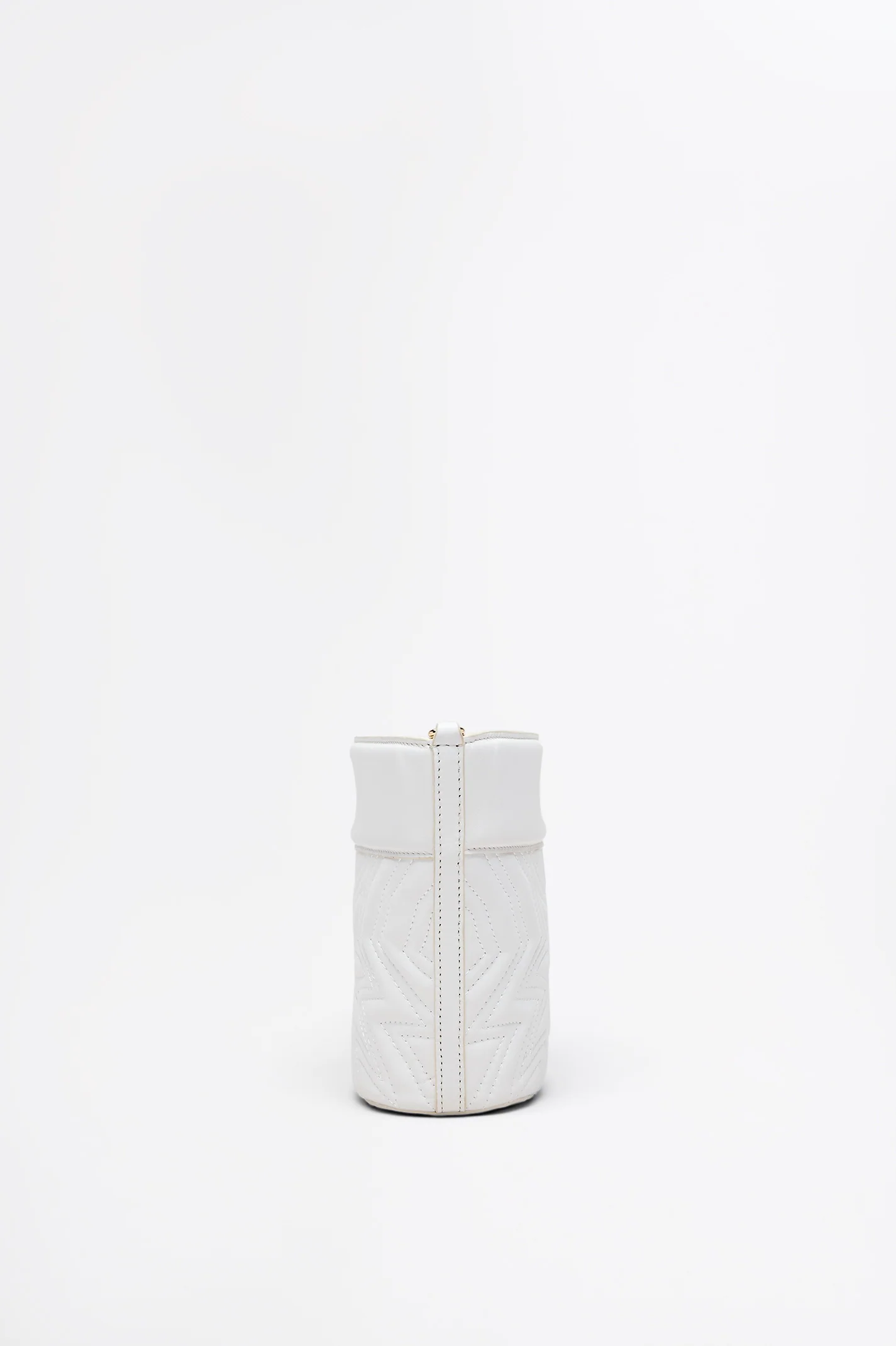 THE QUILTED BUCKET - Image 5