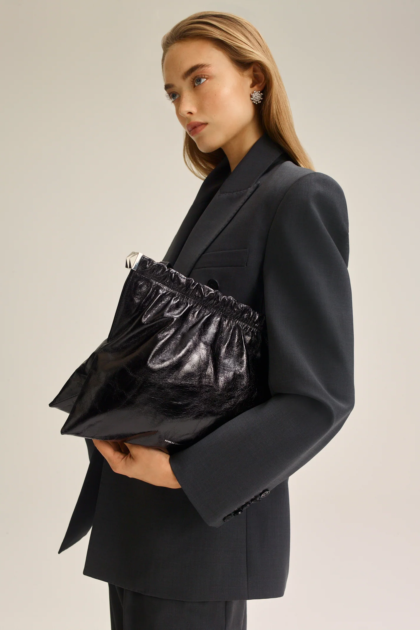 THE TEMPLE SHOPPER - Image 4